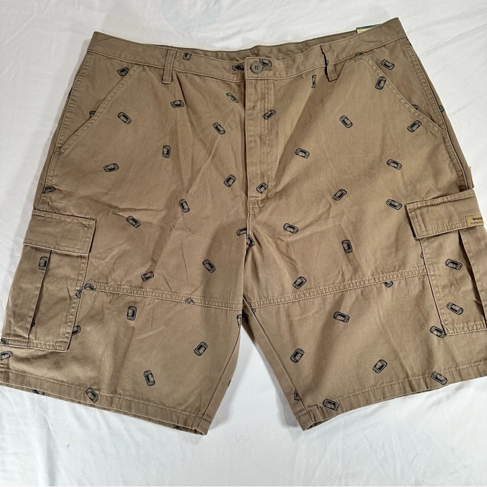Wrangler Brown Cargo Shorts with Beer Can Pattern